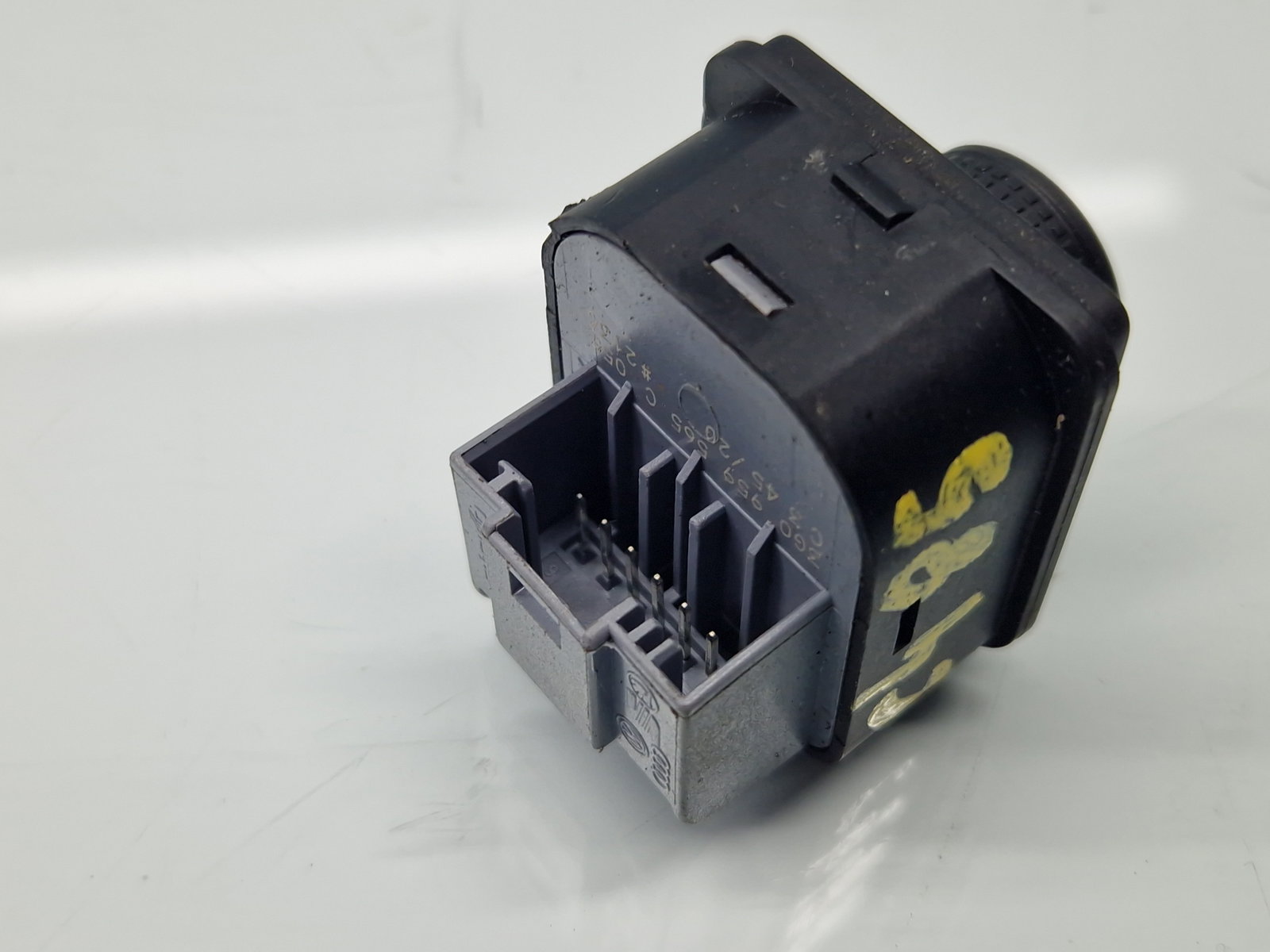 Buton reglaj oglinzi Volkswagen Touran (5T1) R-line [Fabr 2015-prezent] 3G0959565C - imagine 6