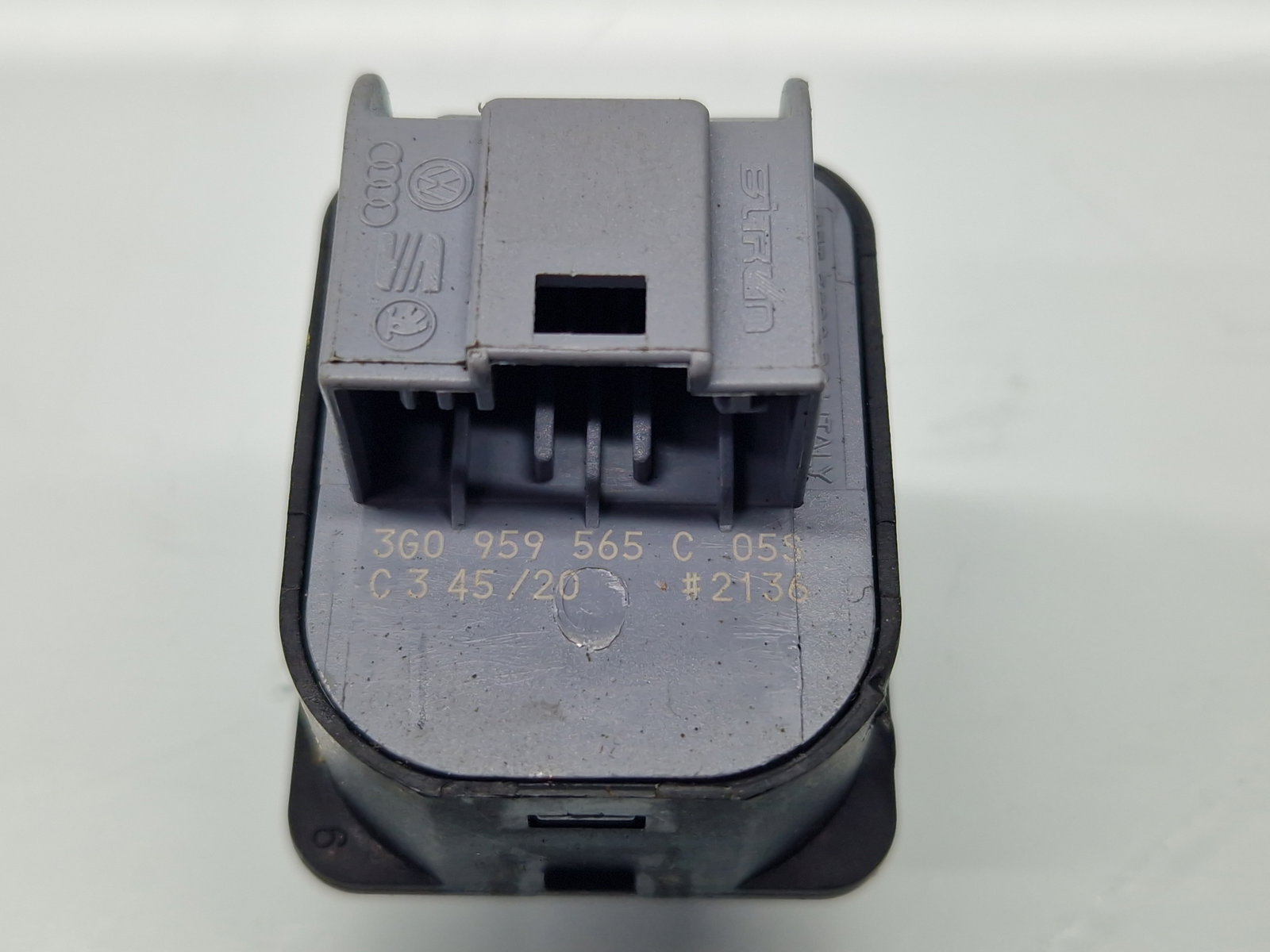 Buton reglaj oglinzi Volkswagen Touran (5T1) R-line [Fabr 2015-prezent] 3G0959565C - imagine 7