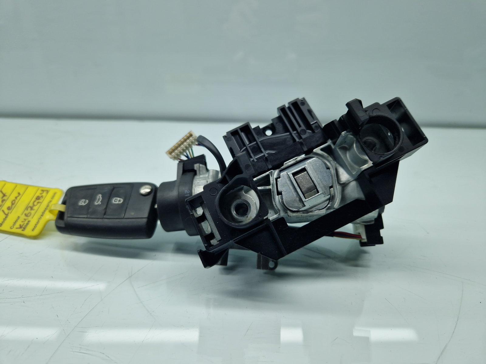 Contact cu cheie Seat Leon (5F1) [Fabr 2012-2018] 1K0905851 2.0 TDI CZEA 110KW / 150CP - imagine 2