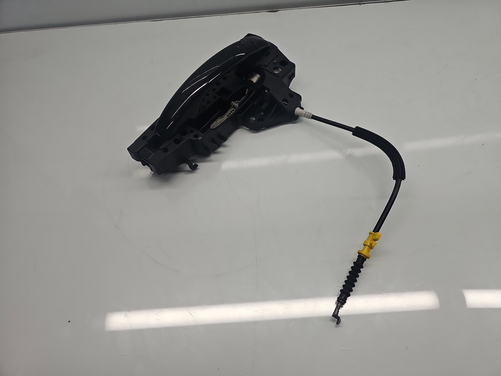 Maner usa stanga fata AUDI A5 (8T3) [Fabr 2007-2015] LZ9Y - imagine 3