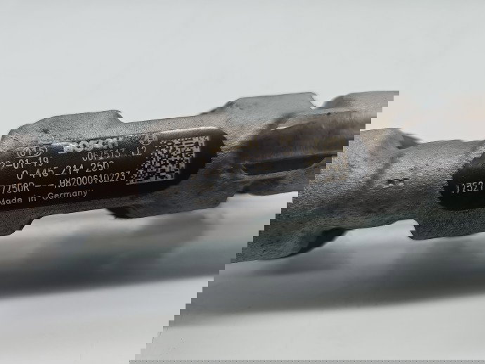 Rampa injectoare Renault Espace 4 [Fabr 2002-2014] H8200610223 2.0 dCi M9R780 110KW / 150CP