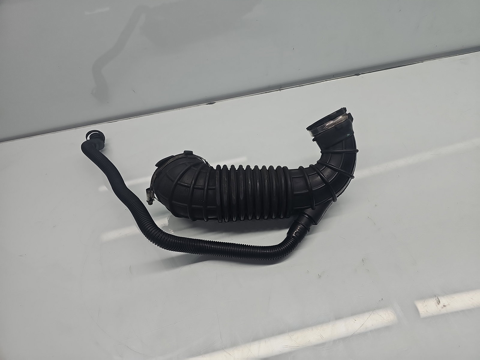 Tub admisie aer AUDI A4 (8K5, B8) Avant [Fabr 2008-2015] 03G129629 2.0 TDI CAGA 105KW / 143CP - imagine 3