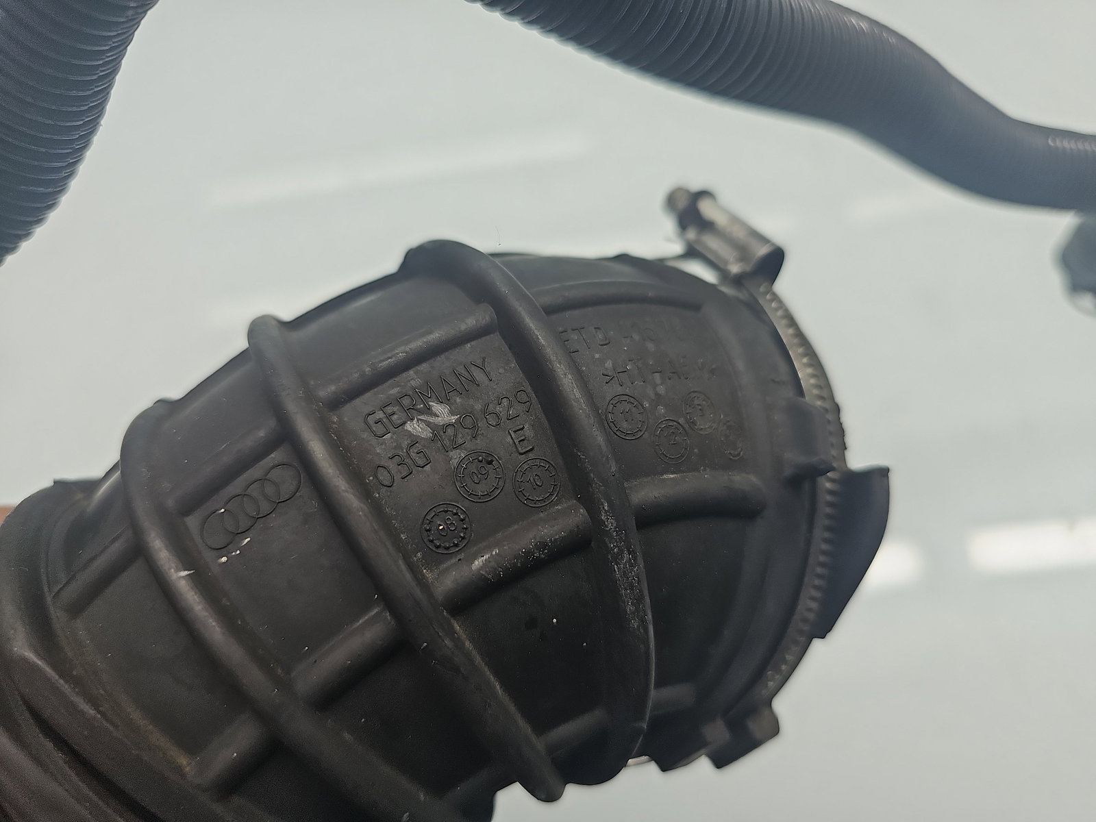 Tub admisie aer AUDI A4 (8K5, B8) Avant [Fabr 2008-2015] 03G129629 2.0 TDI CAGA 105KW / 143CP - imagine 4