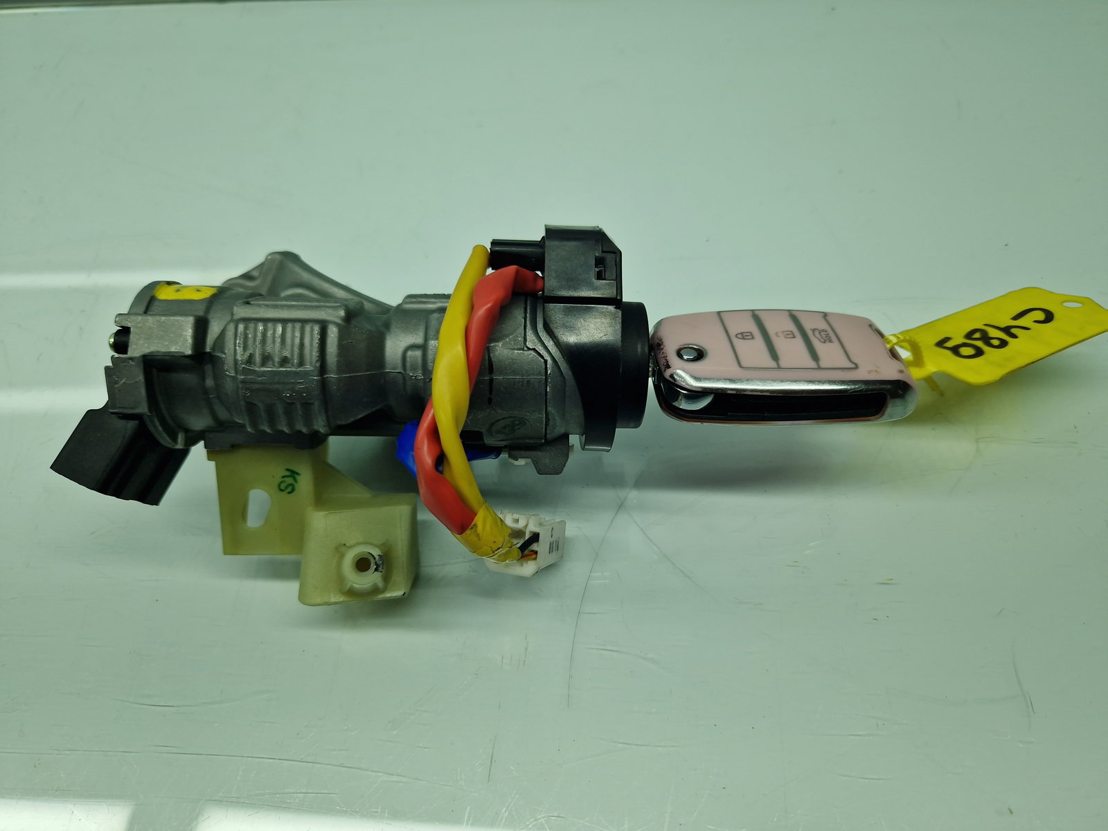 Contact cu cheie KIA Ceed (JD) [Fabr 2012-2018] OEM 1.4 CRDi D4FC 66KW / 90CP - imagine 1