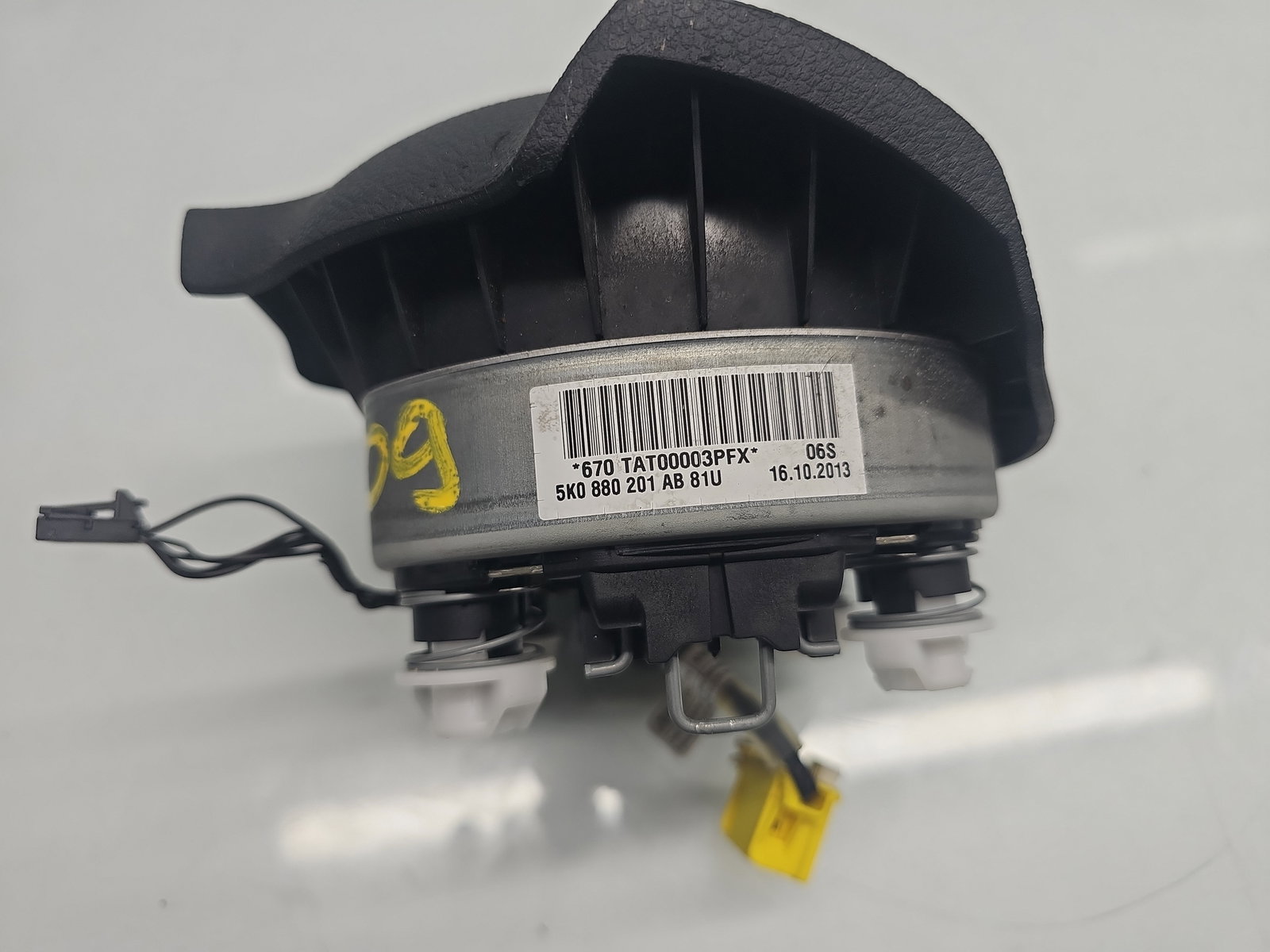 Airbag volan Volkswagen Scirocco (137) Coupe [Fabr 2008-2017] 5K0880201AB - imagine 4