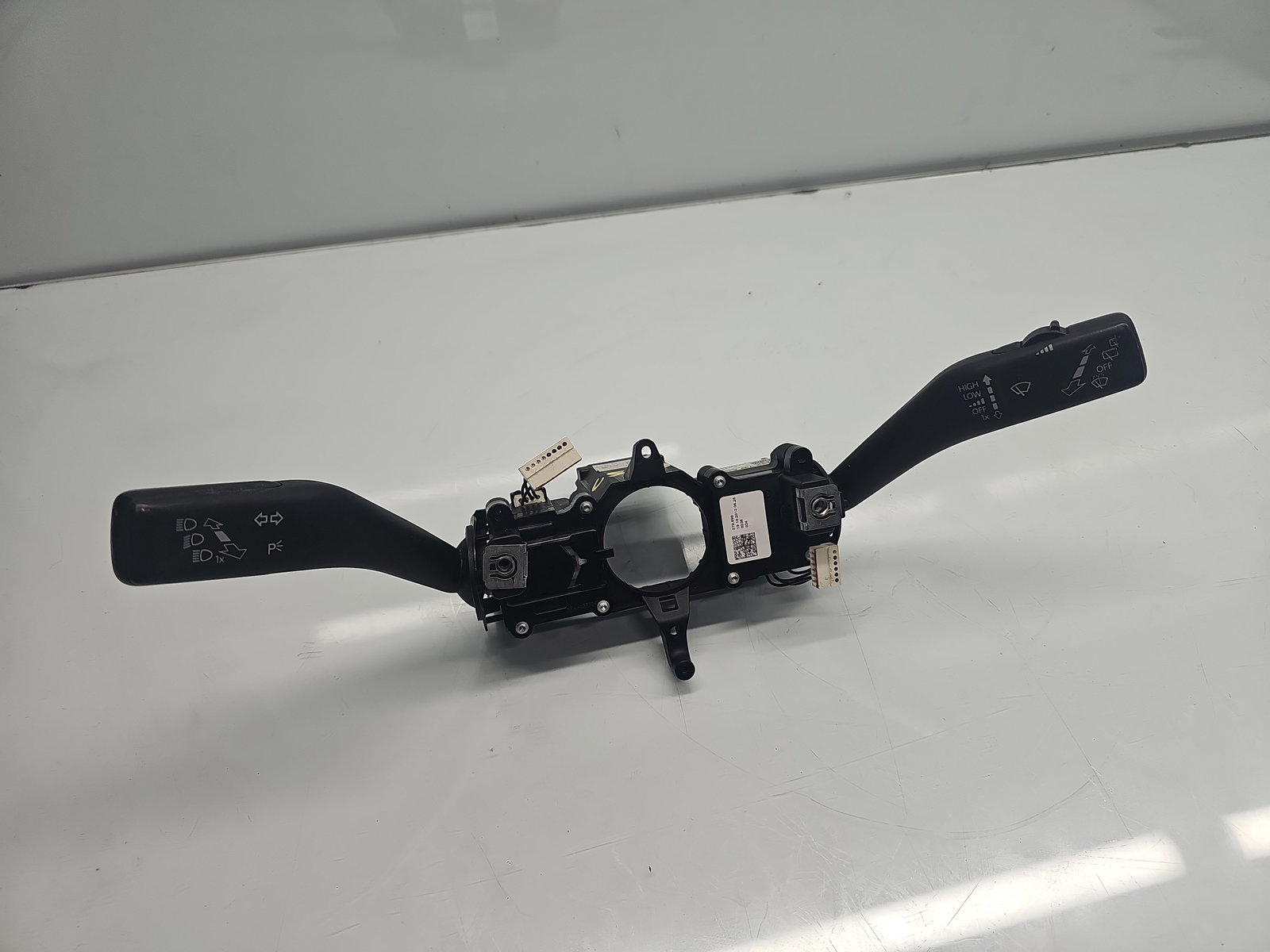 Ansamblu manete Volkswagen Scirocco (137) Coupe [Fabr 2008-2017] 5K0953521BM - imagine 1