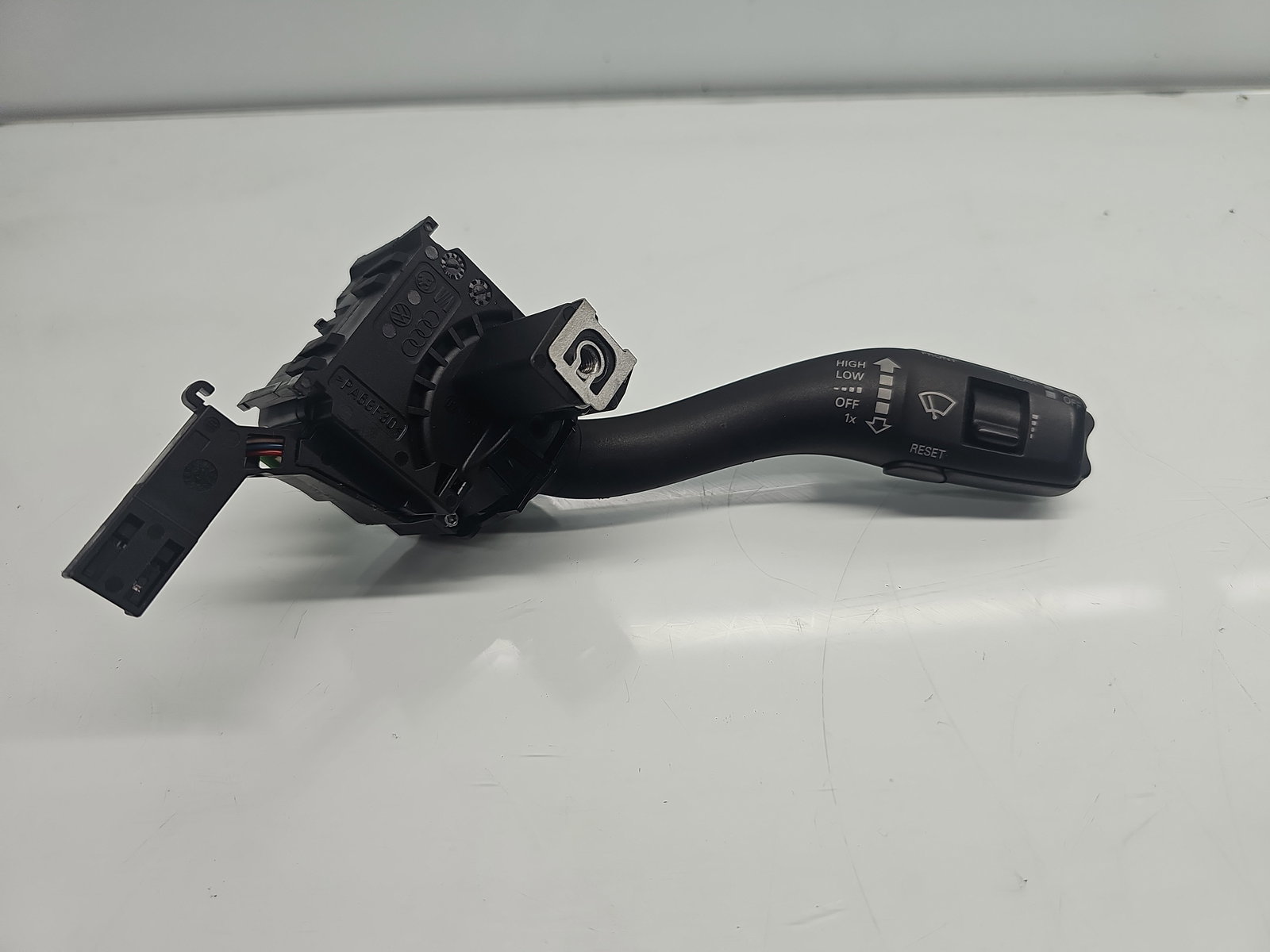 Maneta stergator AUDI A3 Sportback (8PA) [Fabr 2004-2013] Facelift 8P0953519E - imagine 1