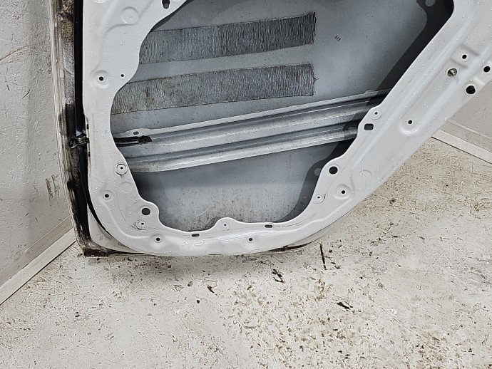 Usa dreapta spate KIA Ceed (JD) [Fabr 2012-2018] TRICOAT WHITE PERL