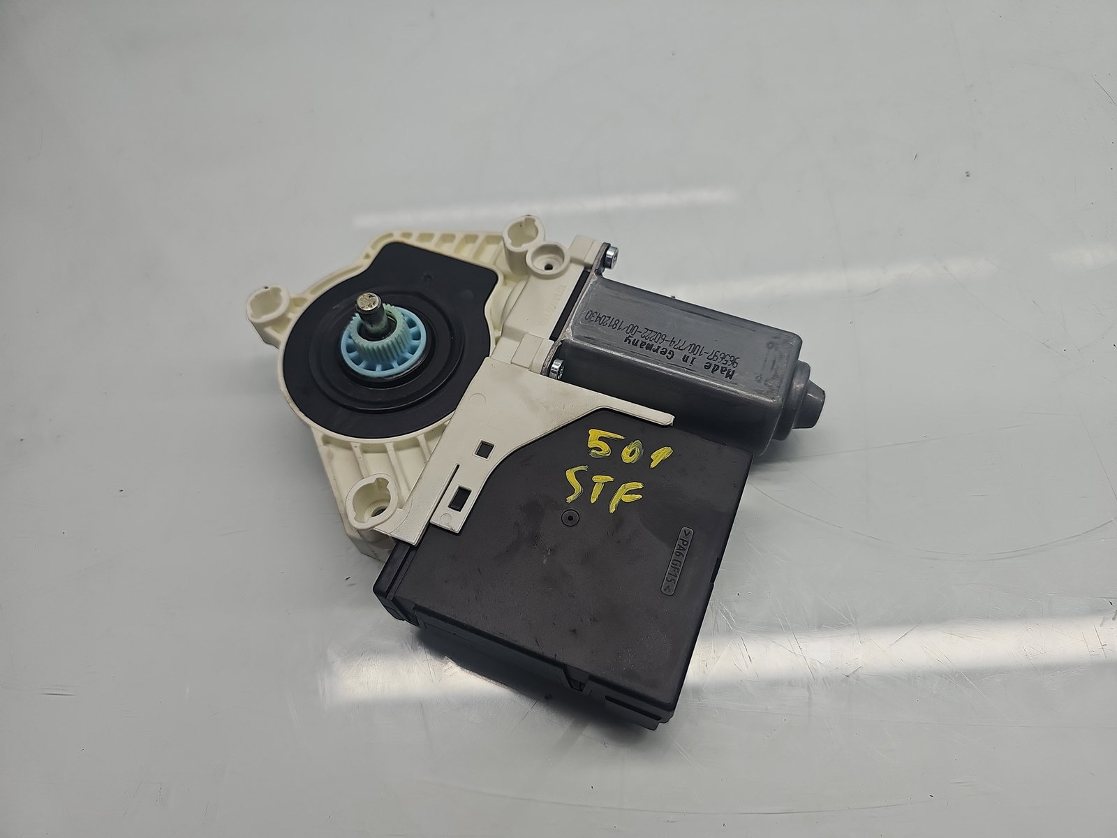 Motoras geam stanga fata Volkswagen Passat CC (357) [Fabr 2008-2012] 3C8959702 - imagine 1