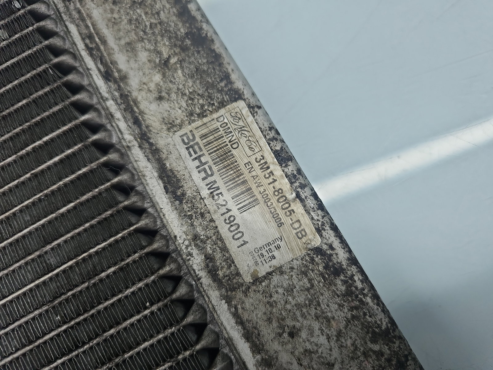 Radiator apa Volvo C30 Coupe Rdesign [Fabr 2006-2013] 3M51-8005-DB 2.0 D5204T5 110KW / 150CP - imagine 6