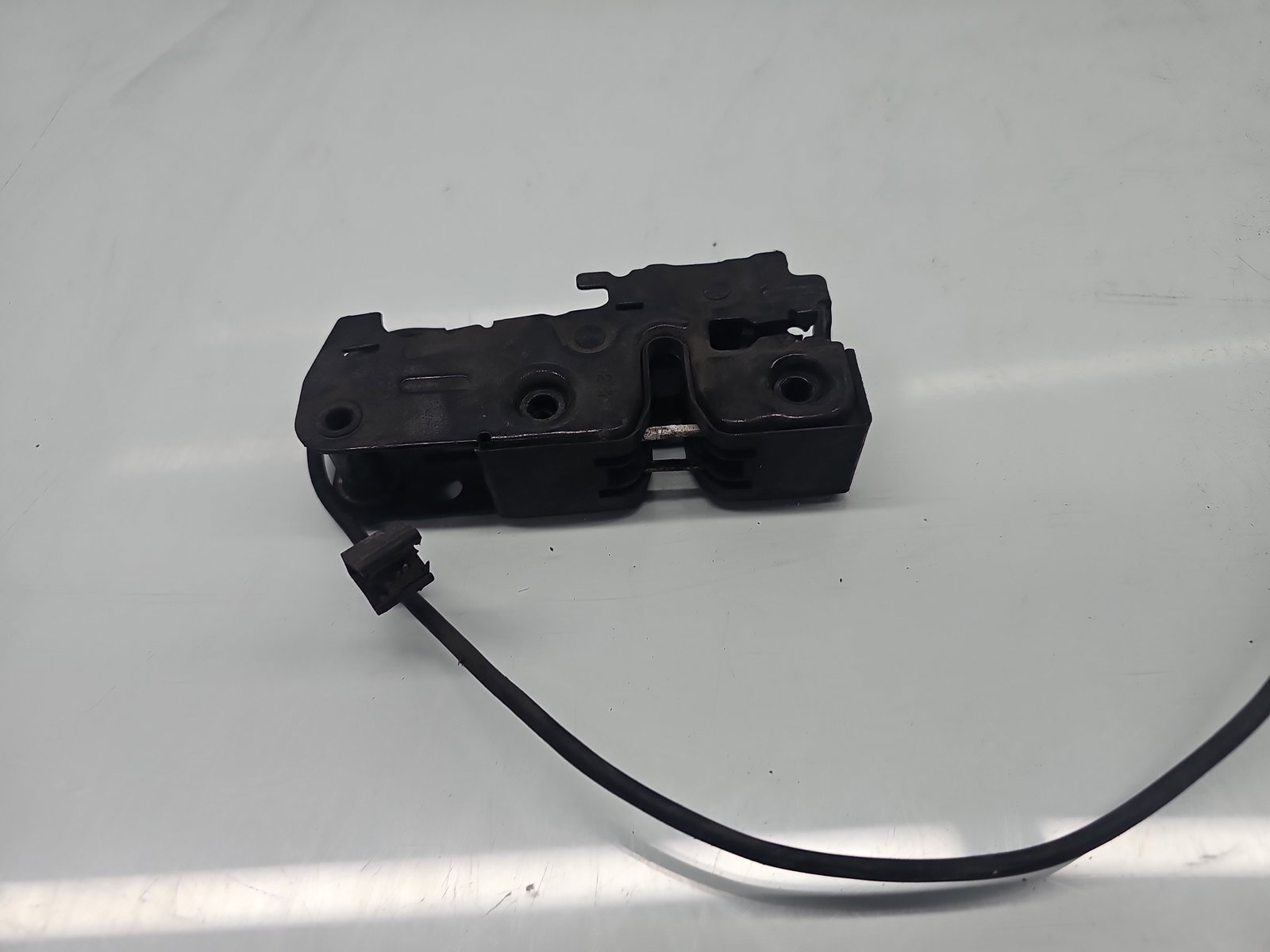 Broasca capota AUDI A5 (8T3) [Fabr 2007-2015] OEM - imagine 4