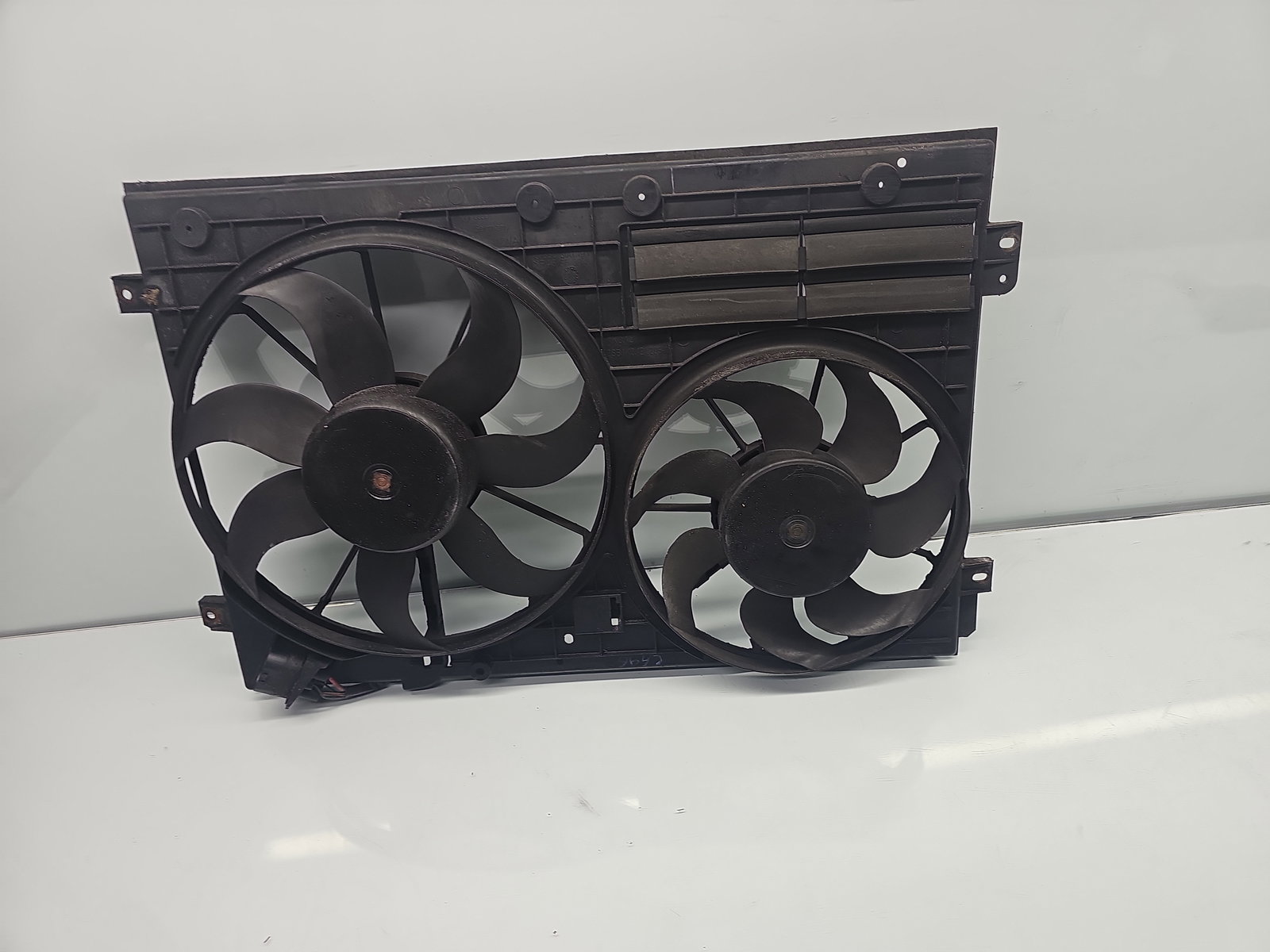 Electroventilator Volkswagen Passat CC (357) [Fabr 2008-2012] 1K0121207BC 2.0 TDI CFFB 103KW / 140CP - imagine 3