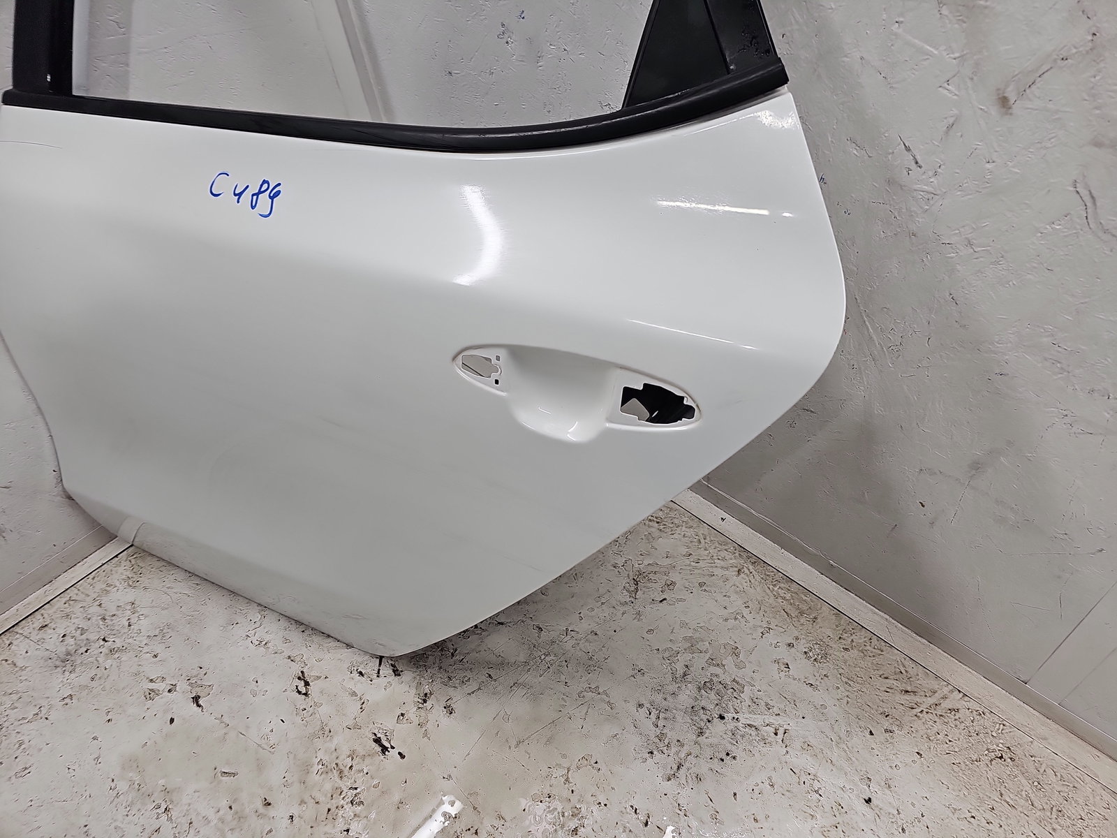 Usa stanga spate KIA Ceed (JD) [Fabr 2012-2018] Tricoat White Pearl - imagine 2