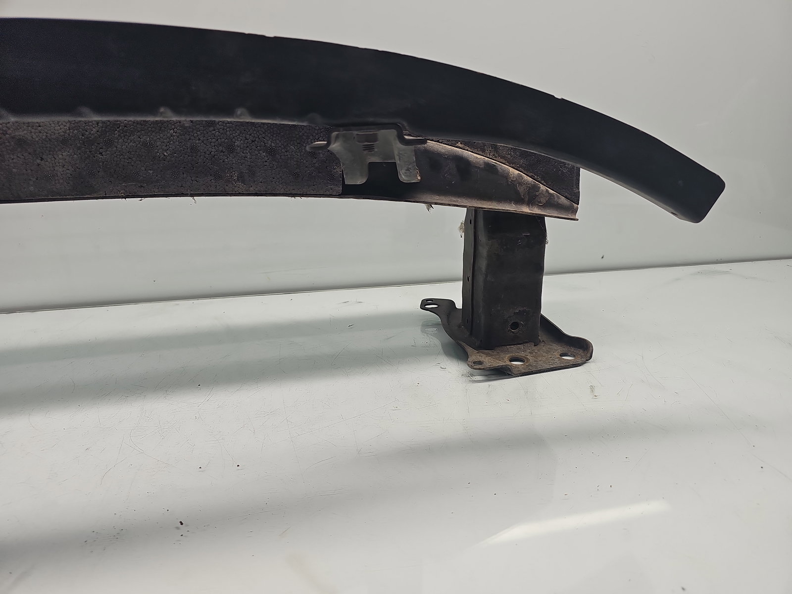 Armatura bara fata Volkswagen Passat B6 Variant (3C5) [Fabr 2005-2010] OEM - imagine 3