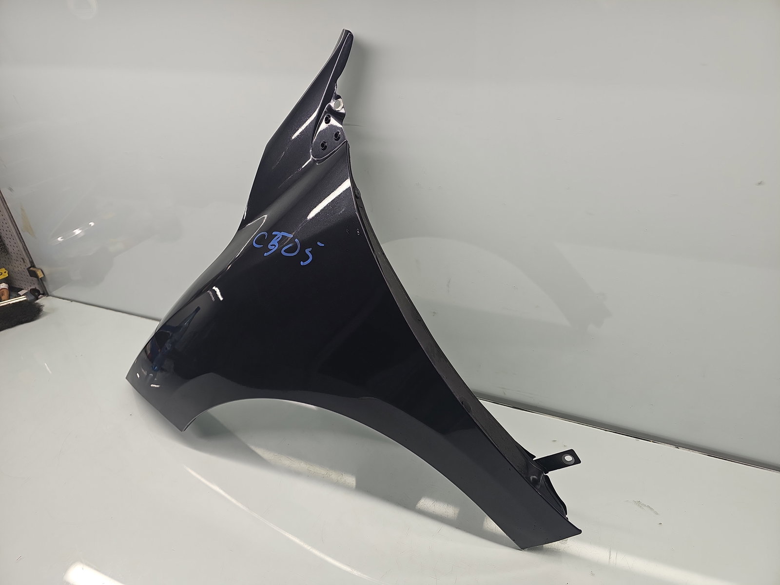 Aripa stanga fata Renault Megane 3 Hatchback (X95) [Fabr 2008-2015] NEGRU - imagine 3