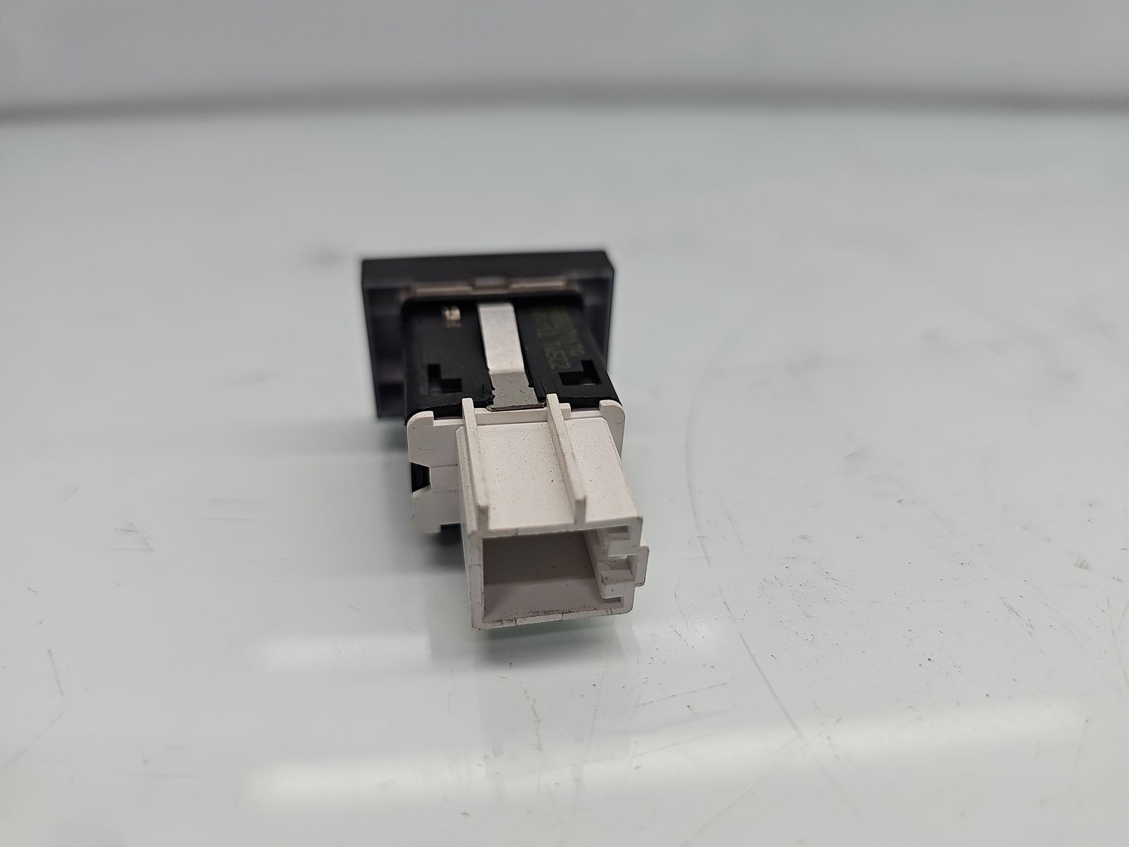 Buton ESP Skoda Fabia 2 (5J, 542) [Fabr 2007-2014] 6R0927117A - imagine 4