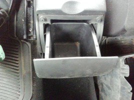 Scrumiera spate Peugeot 307 1.6 benz OEM 2000-2008