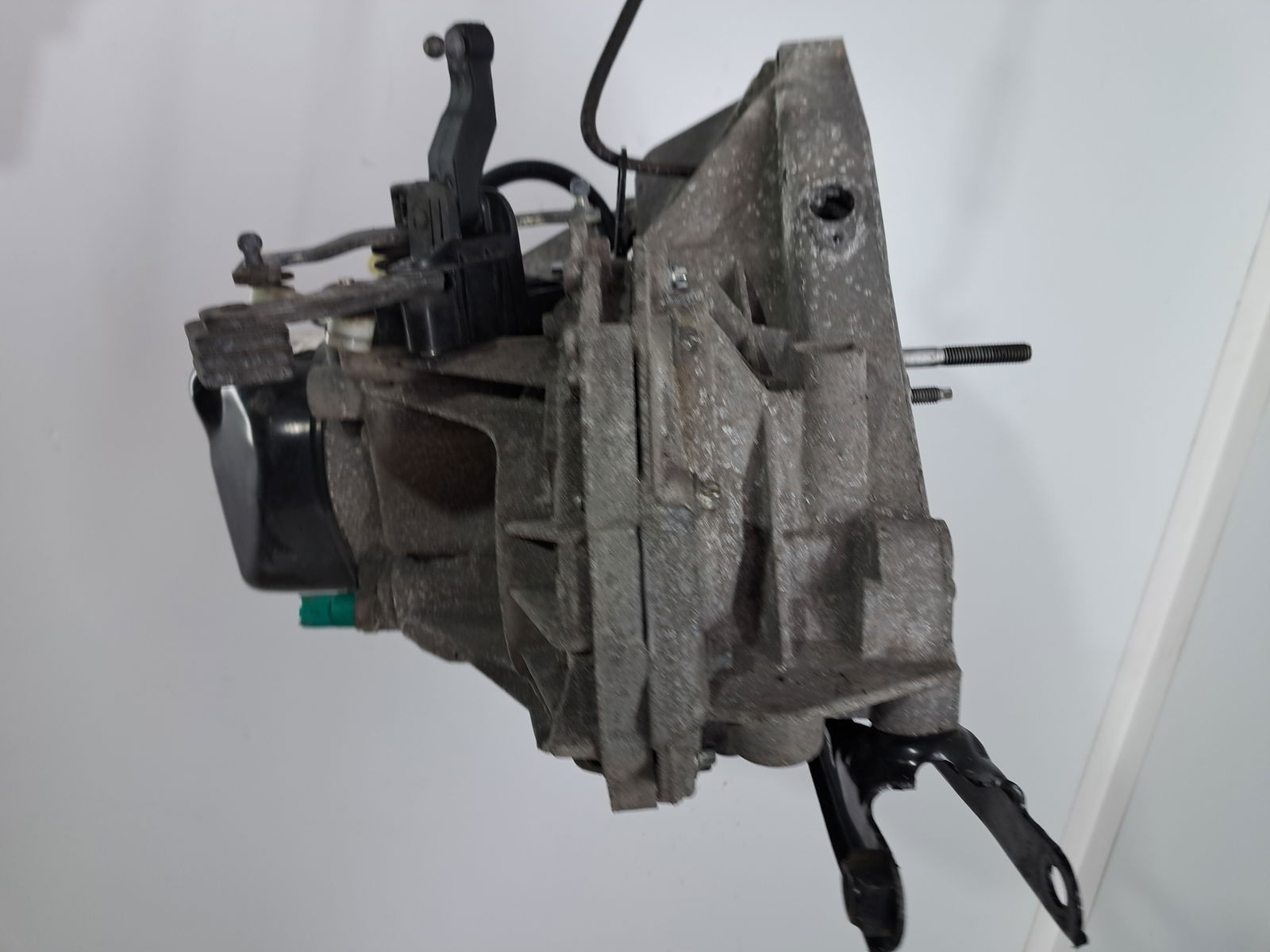 Cutie viteze manuala 5 trepte Dacia Logan II MCV BK (K52) [Fabr 2013-2022] Facelift 1.5 dCi K9KU87 JR5 304010877R 70KW / 95CP - imagine 4