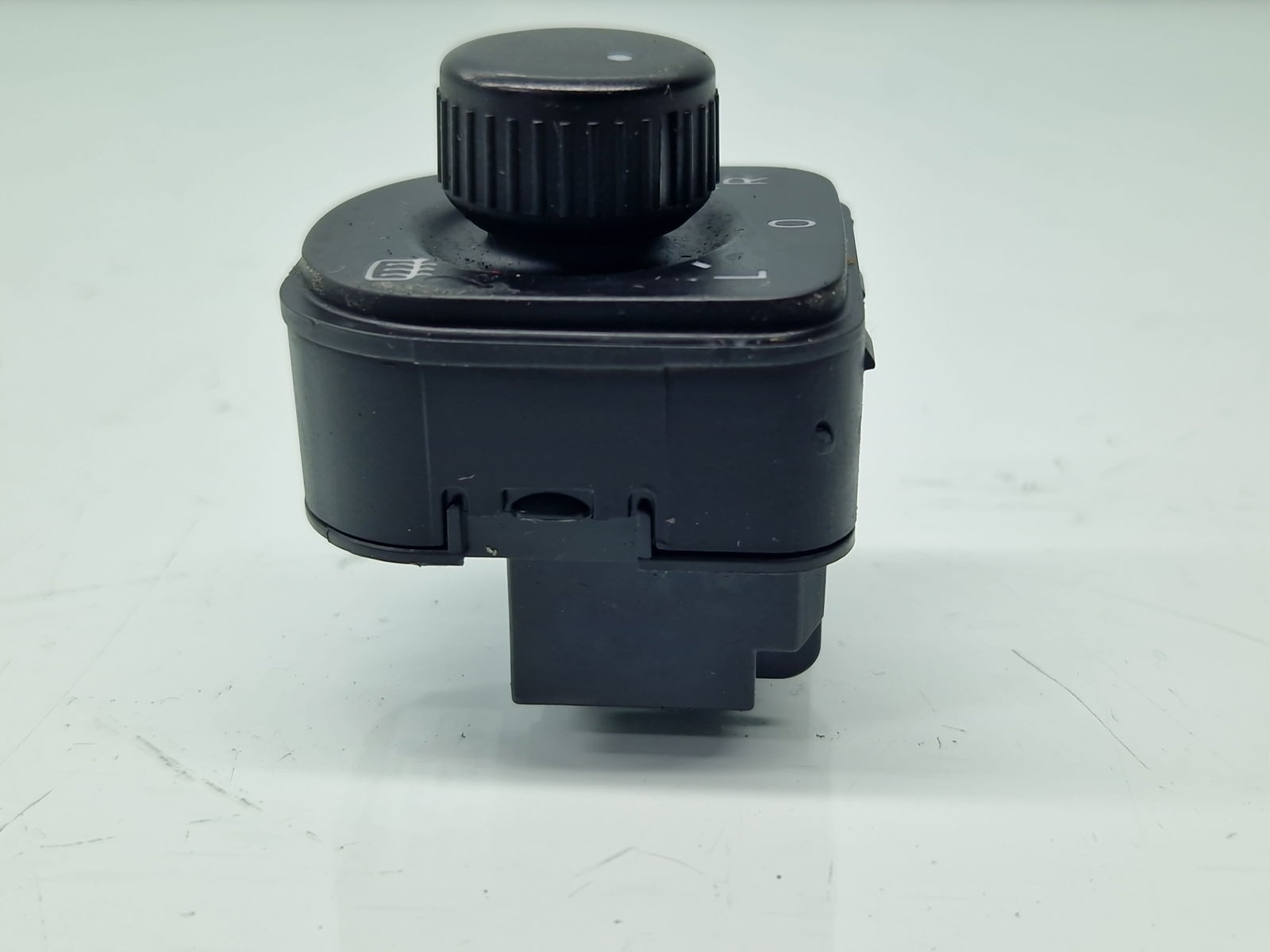 Buton reglaj oglinzi Volkswagen Passat B6 (3C2) [Fabr 2005-2010] 1K0959565L - imagine 5