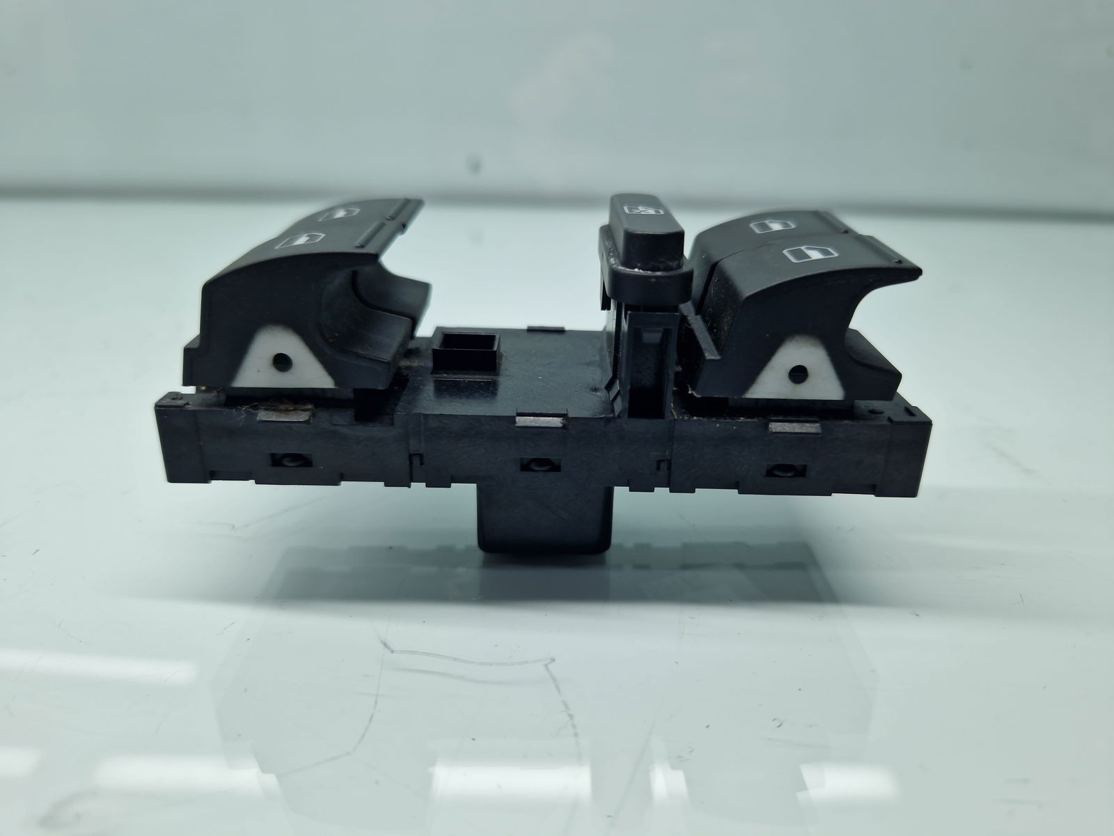 Butoane comanda geamuri sofer Volkswagen Passat B6 (3C2) [Fabr 2005-2010] 1K4959857B - imagine 8