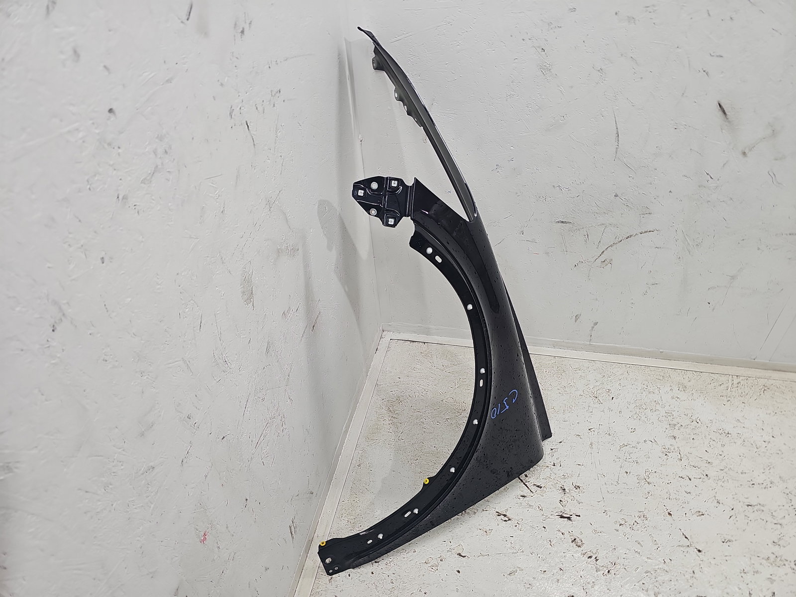 Aripa stanga fata Volvo C30 Coupe Rdesign [Fabr 2006-2013] 45200 Black Sapphire - imagine 3