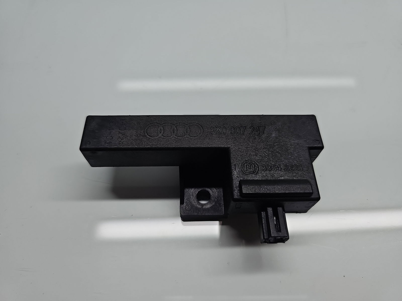 Amplificator antena AUDI A7 (4GA) [Fabr 2011-2017] 8K0907247 - imagine 1