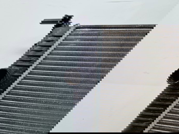 Radiator apa Renault Megane 3 Hatchback (X95) [Fabr 2008-2015] 214100014R 1.6 Benz K4M848 81KW / 110CP