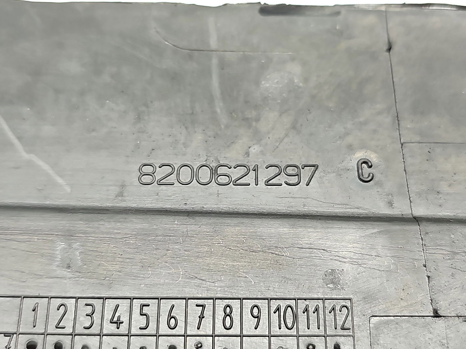 Capac motor Renault Laguna 3 [Fabr 2007-2015] 8200621297 2.0 dCi M9R780 110KW / 150CP - imagine 2