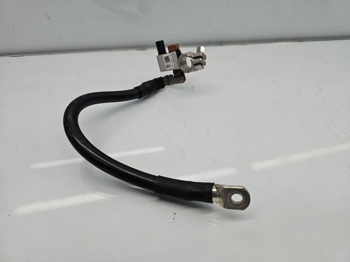 Borna baterie (-)  AUDI A6 (4G5, C7) [Fabr 2011-2017] 8T0915181