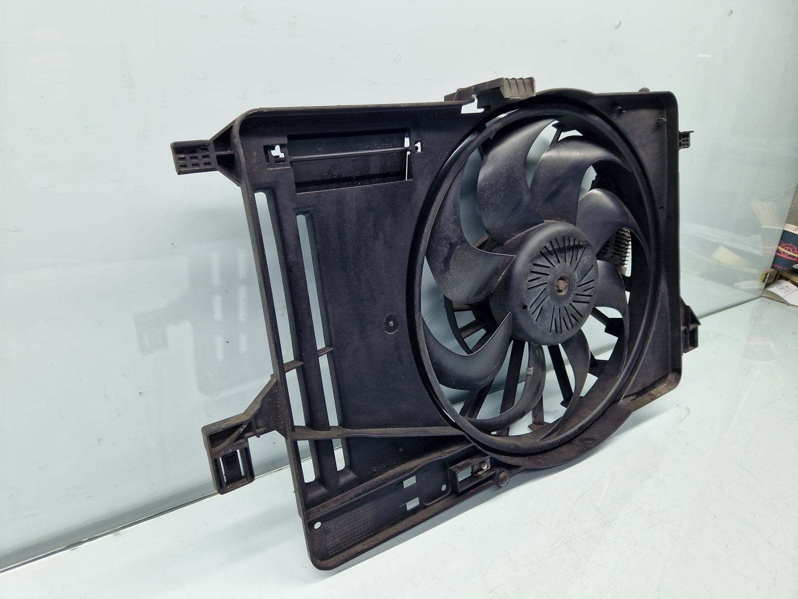 Electroventilator Ford Focus 3 Hatchback [Fabr 2011-2015] CV61-8C607-VA 1.0 Benz M1DA 92KW / 125CP - imagine 3