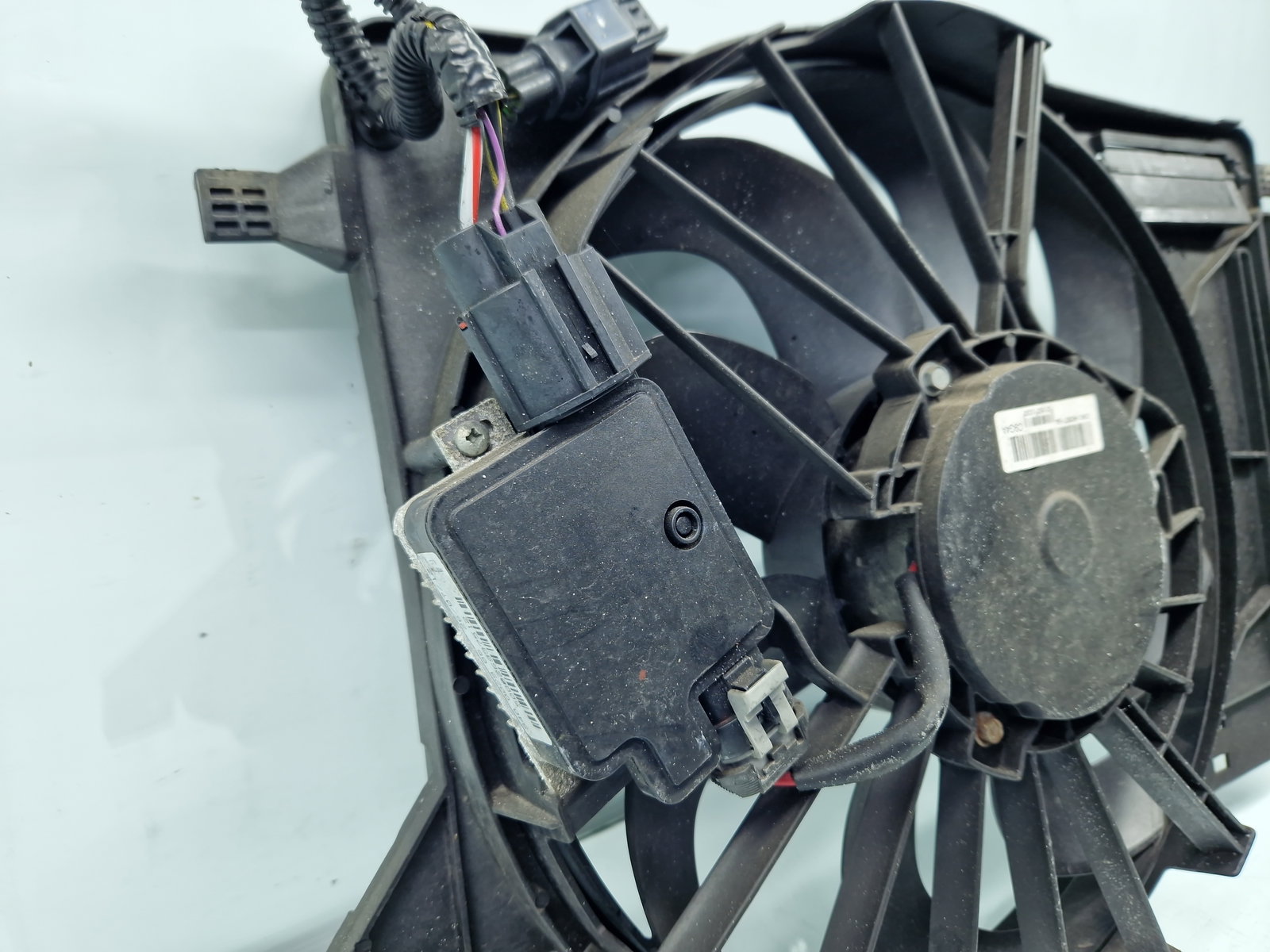 Electroventilator Ford Focus 3 Hatchback [Fabr 2011-2015] CV61-8C607-VA 1.0 Benz M1DA 92KW / 125CP - imagine 5