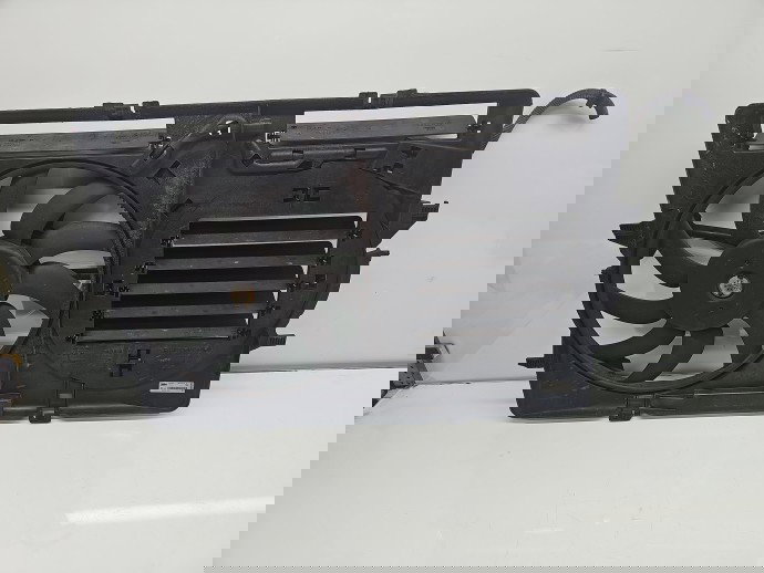 Electroventilator AUDI A4 (8K5, B8) Avant [Fabr 2008-2015] 8K0121003L 2.0 TDI CAGA 105KW / 143CP