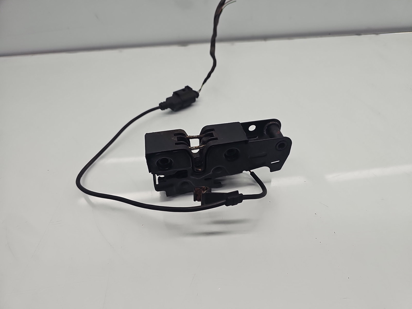 Broasca capota AUDI A4 (8K5, B8) Avant [Fabr 2008-2015] OEM - imagine 3