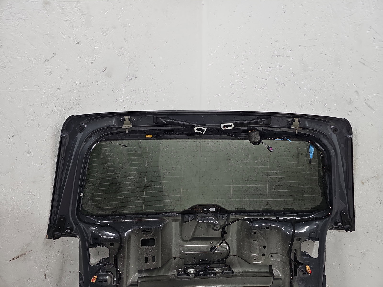 Haion Volkswagen Touran (5T1) R-line [Fabr 2015-prezent] LC7Q - imagine 2