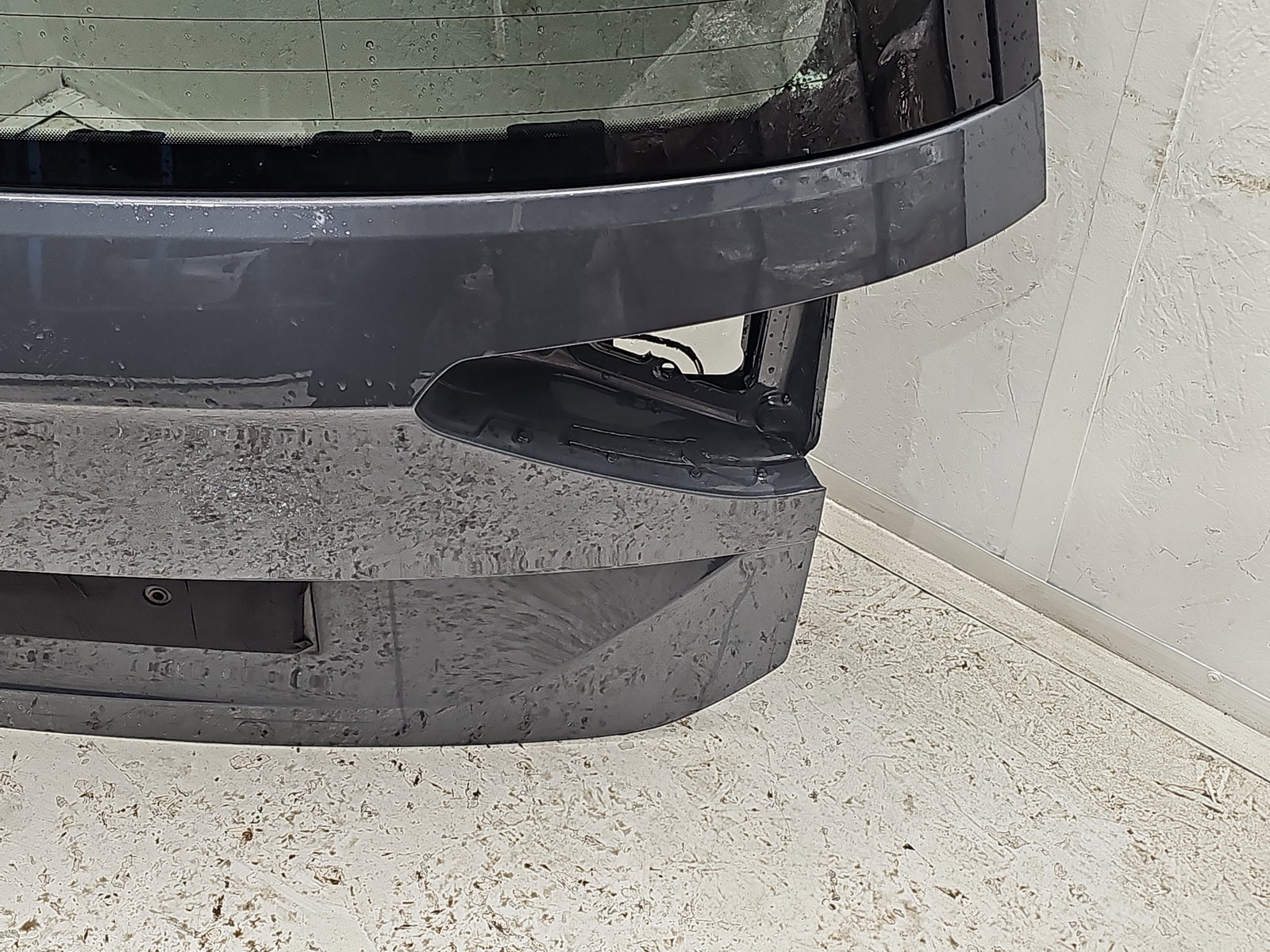 Haion Volkswagen Touran (5T1) R-line [Fabr 2015-prezent] LC7Q - imagine 4