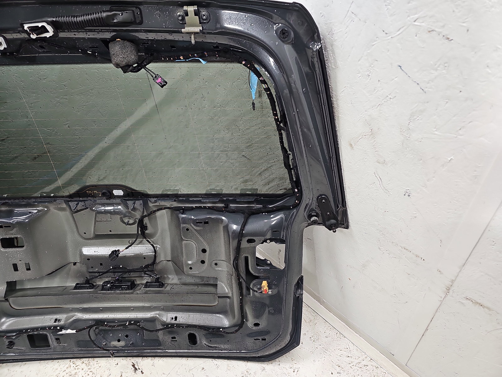 Haion Volkswagen Touran (5T1) R-line [Fabr 2015-prezent] LC7Q - imagine 8