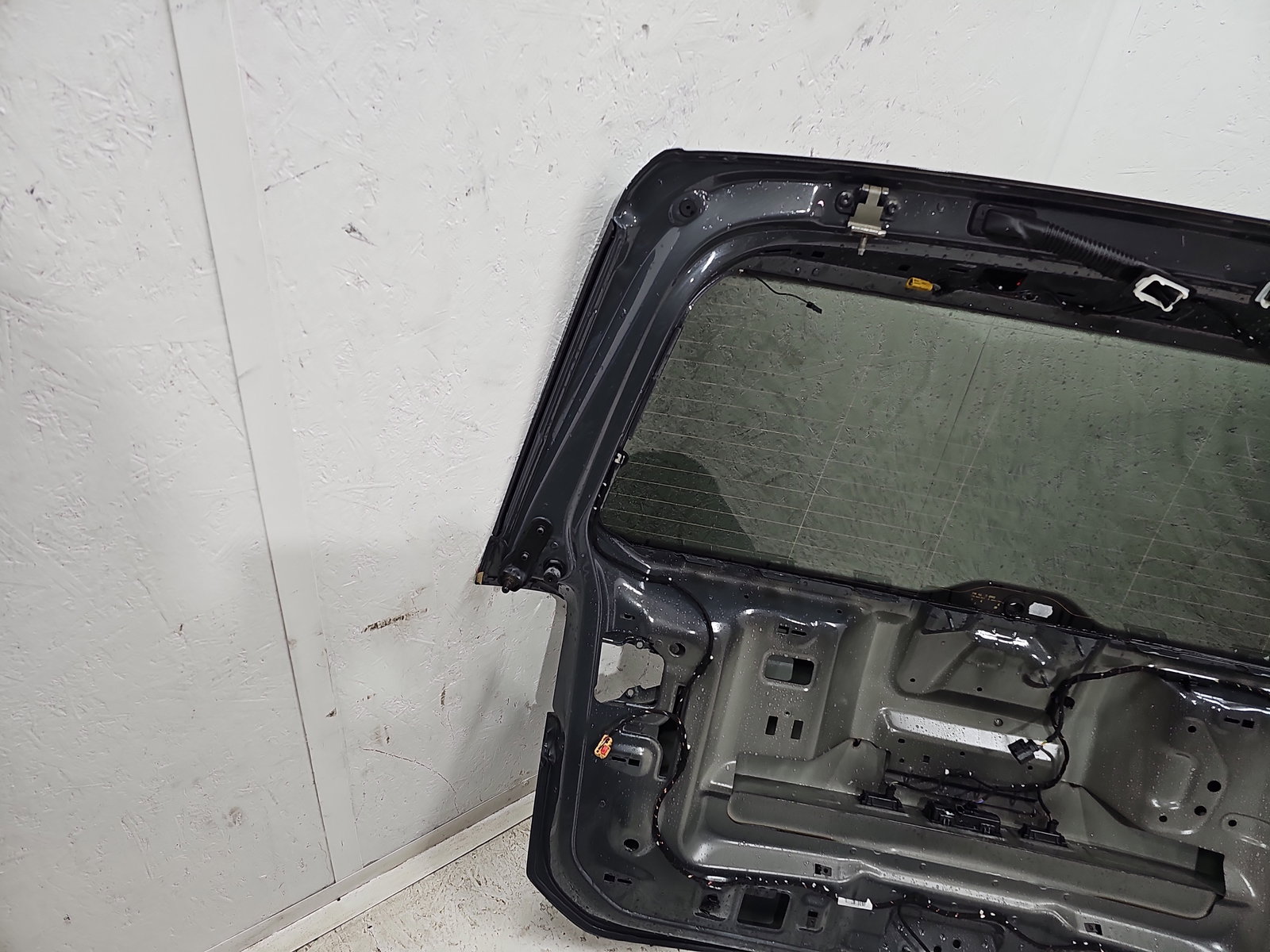 Haion Volkswagen Touran (5T1) R-line [Fabr 2015-prezent] LC7Q - imagine 9