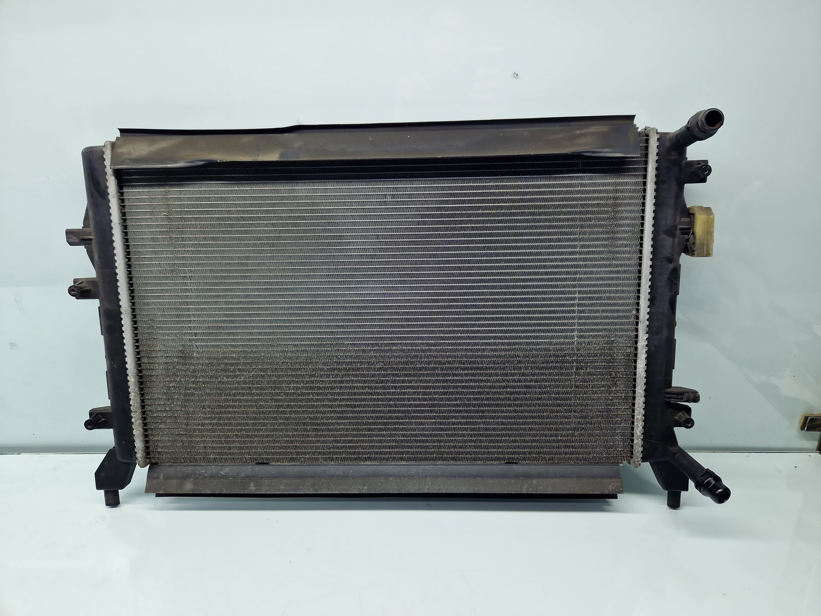 Radiator apa Volkswagen Scirocco (137) Coupe [Fabr 2008-2017] 1K0121251BN 1.4 TSI CAXA 90KW / 122CP - imagine 4