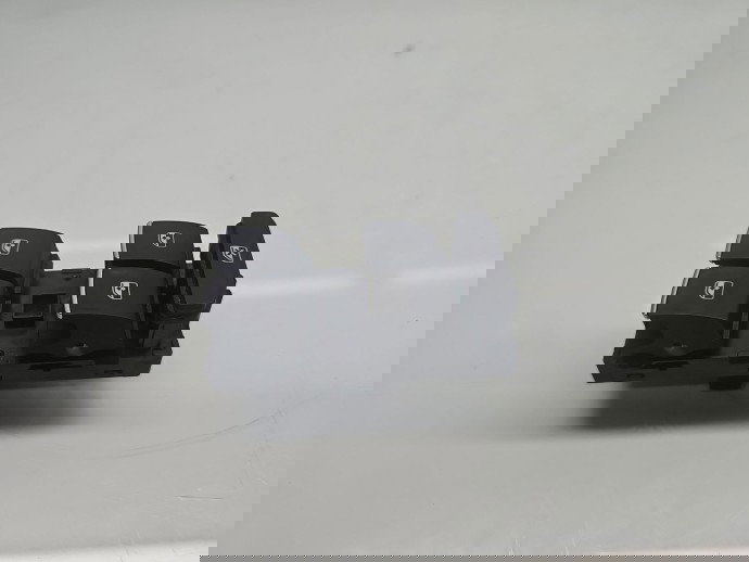  Butoane comanda geamuri sofer  Volkswagen Golf 7 (5G) [Fabr 2014-prezent] 5G0959857E