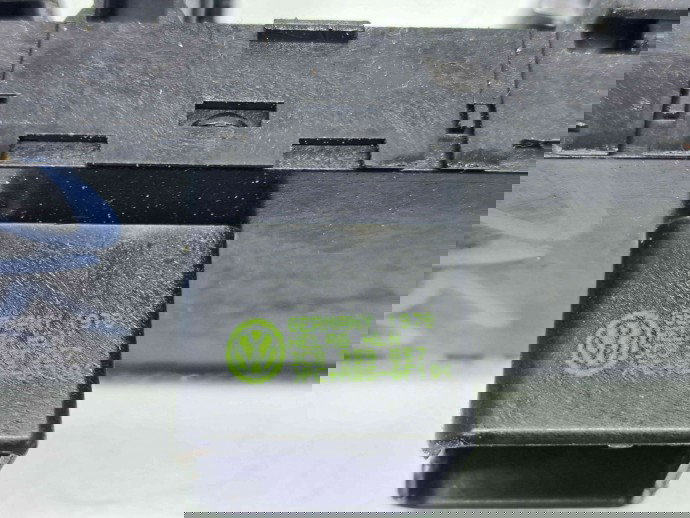  Butoane comanda geamuri sofer Volkswagen Passat CC (357) [Fabr 2008-2012] 3C8959857