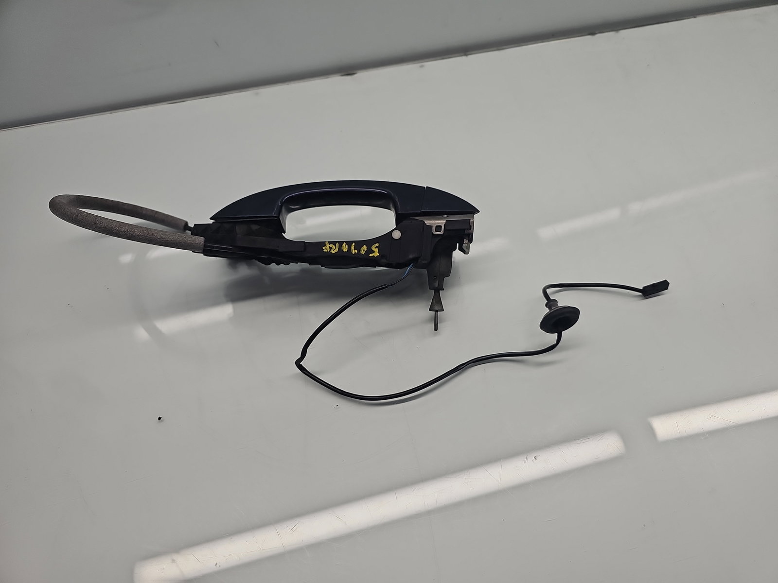 Maner usa dreapta fata Volkswagen Scirocco (137) Coupe [Fabr 2008-2017] LH5X - imagine 2