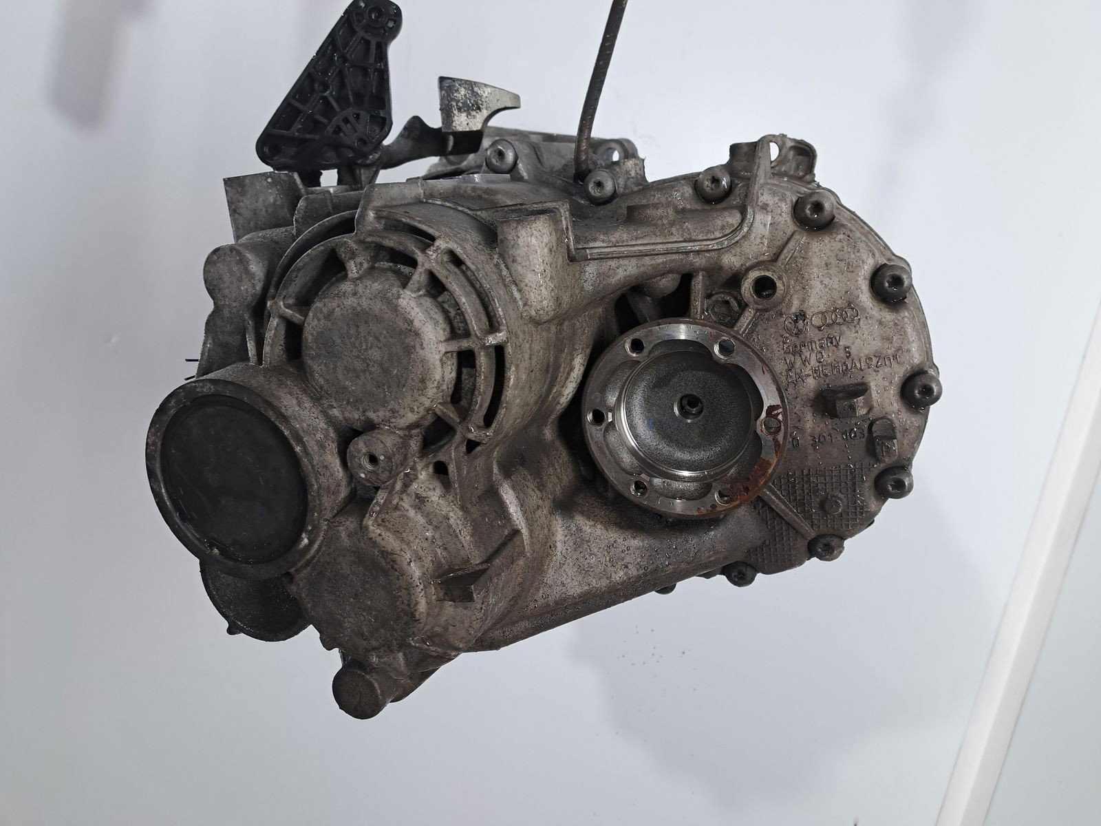 Cutie viteze manuala 6 trepte Volkswagen Golf 6 (5K1) [Fabr 2009-2013] 2.0 TDI CFFB NFU 103KW / 140CP - imagine 3