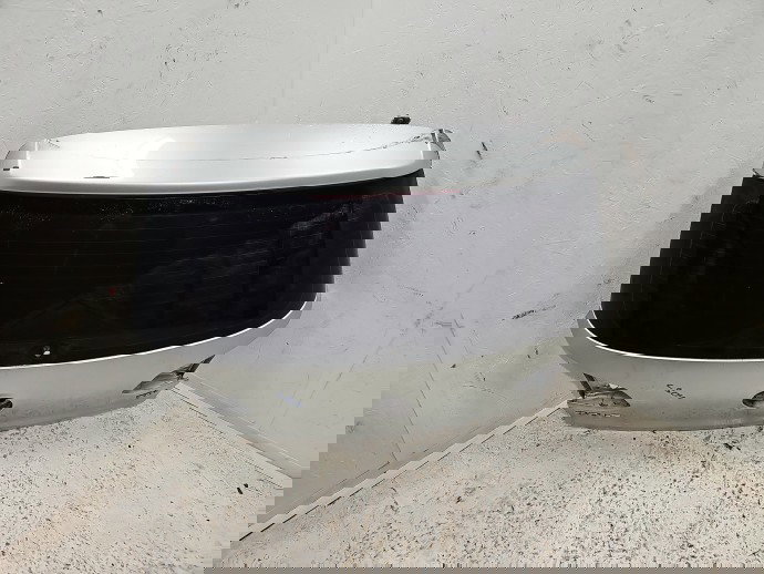 Haion Volkswagen Golf 6 (5K1) [Fabr 2009-2013] LA7W