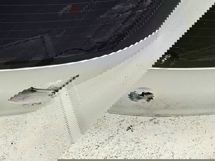 Haion Volkswagen Golf 6 (5K1) [Fabr 2009-2013] LA7W