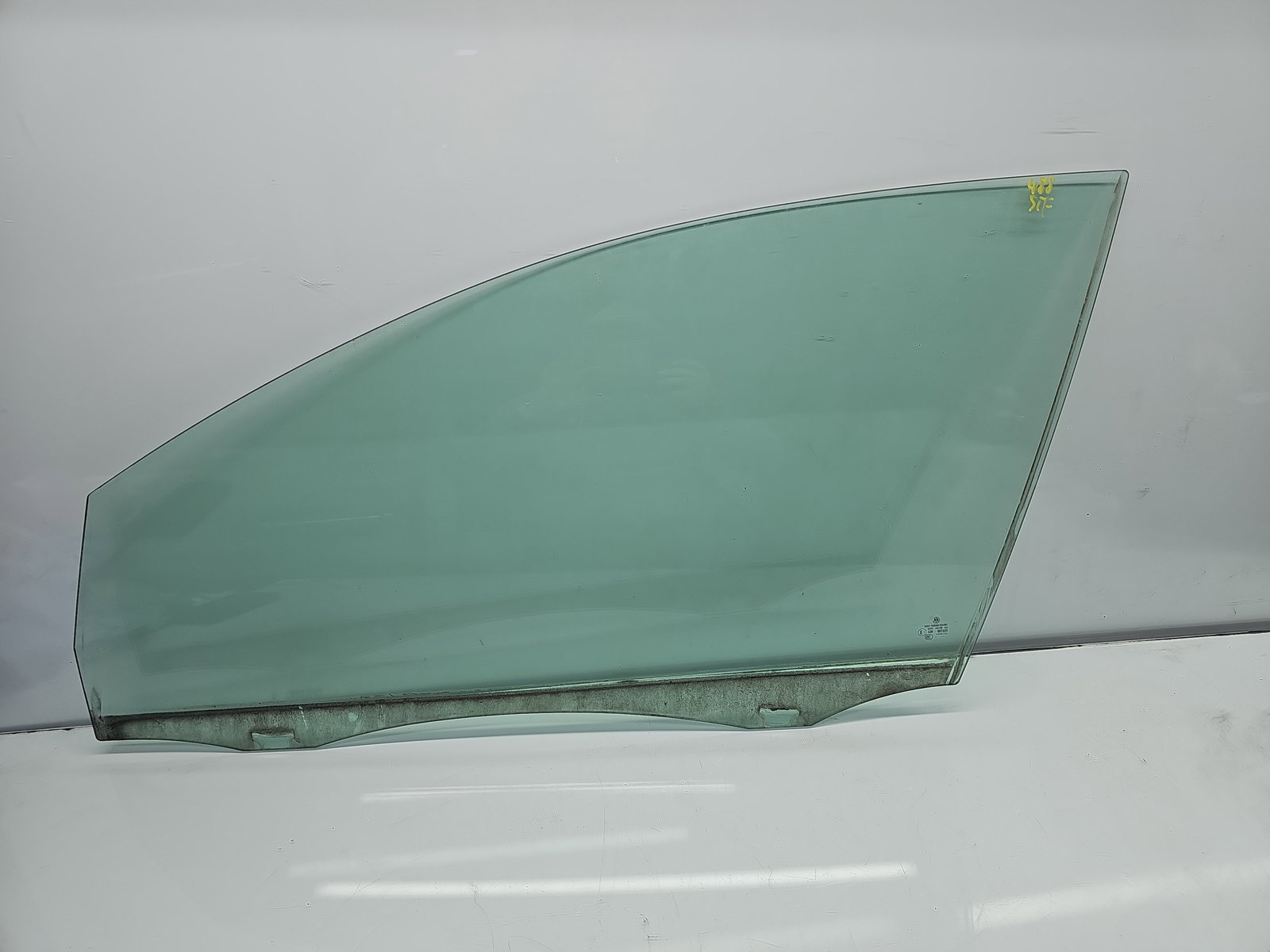 Geam usa stanga fata Volkswagen Golf 6 (5K1) [Fabr 2009-2013] OEM - imagine 1