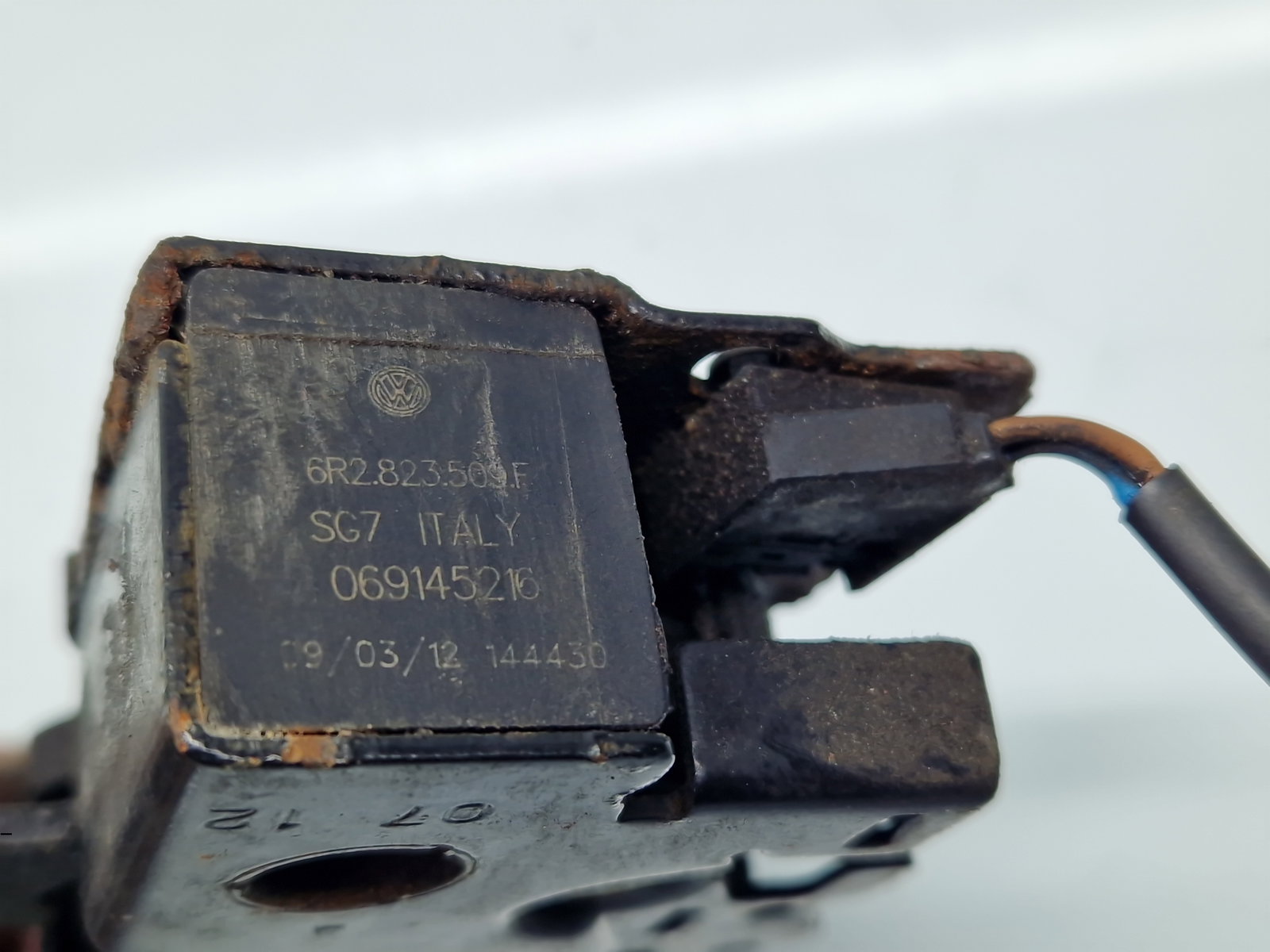 Broasca capota Volkswagen Polo (6R) [Fabr 2009-2016] 6R2823509F - imagine 5