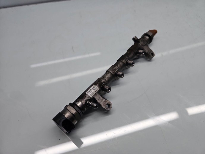Rampa injectoare  Volkswagen Tiguan (5N) [Fabr 2007-2016] 03L089N 2.0 TDI CFFB 103KW / 140CP