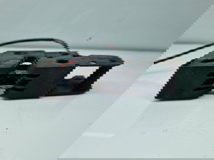 Broasca capota AUDI A3 Sportback (8PA) [Fabr 2004-2013] Facelift 8P0823509H