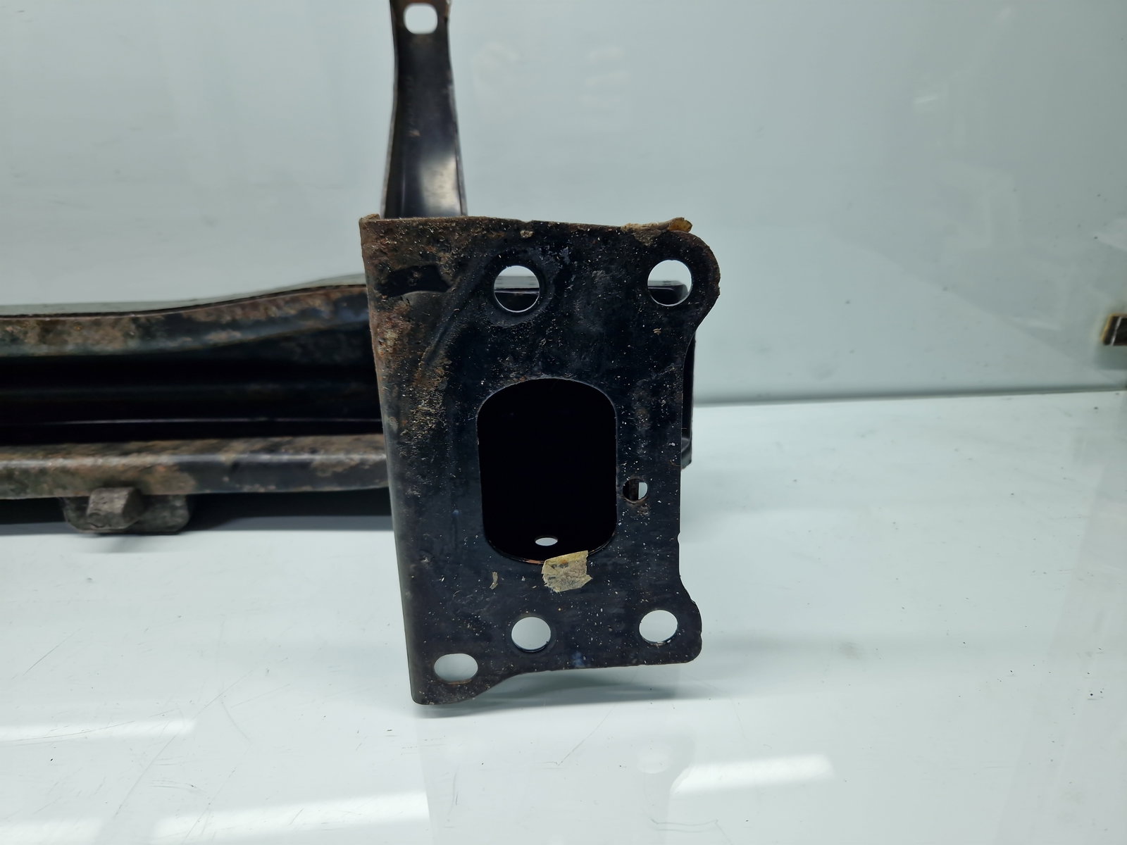 Armatura bara fata Volkswagen Scirocco (137) Coupe [Fabr 2008-2017] VW35-55249AD - imagine 4