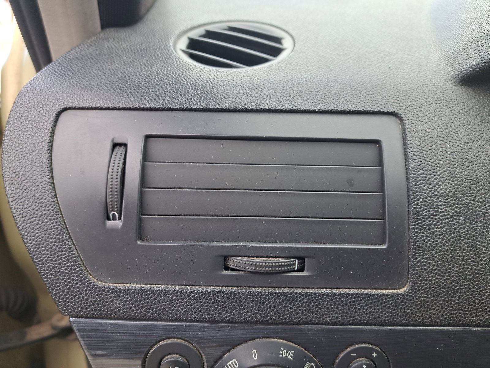 Grila aerisire stanga Opel Astra H [Fabr 2004-2009] OEM - imagine 1